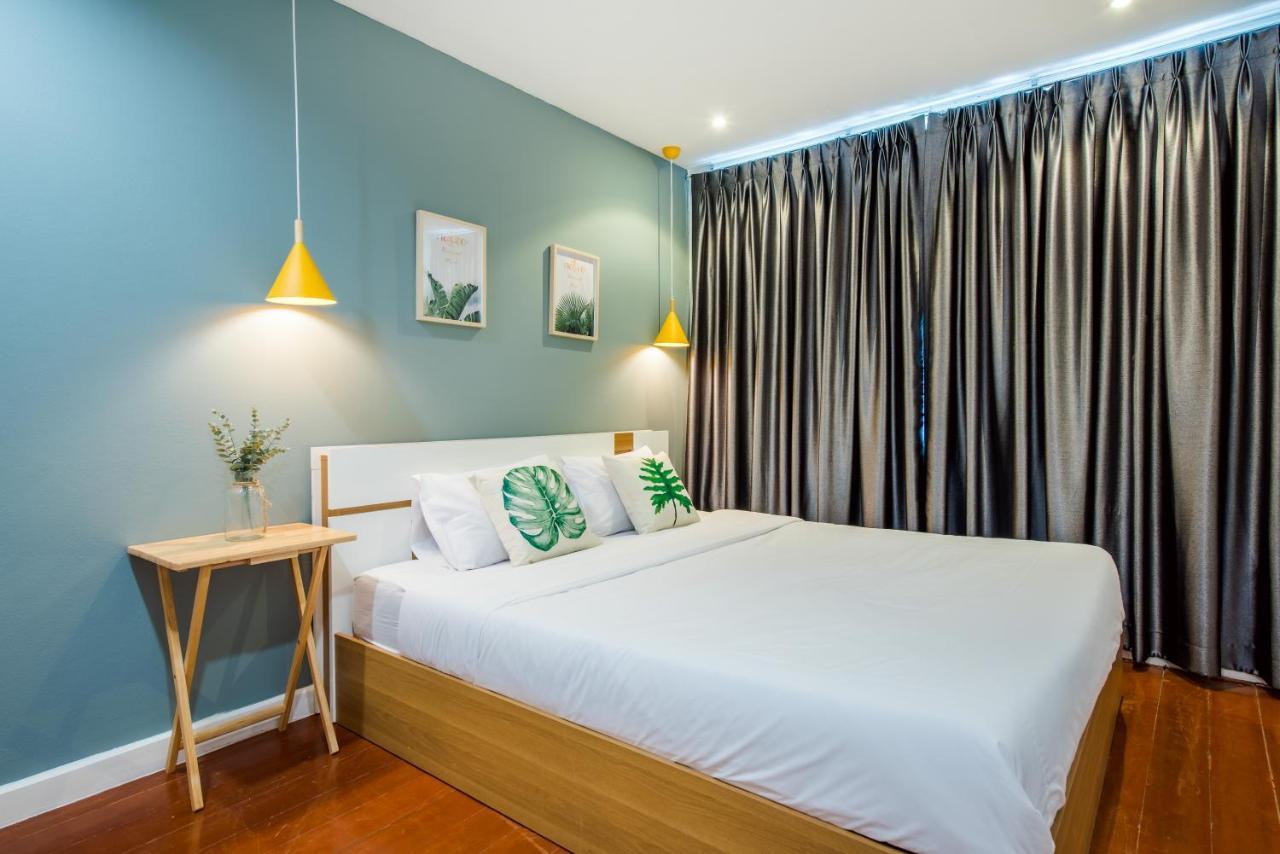 White Beach House Hua Hin 20 Second To The Beach Exterior photo